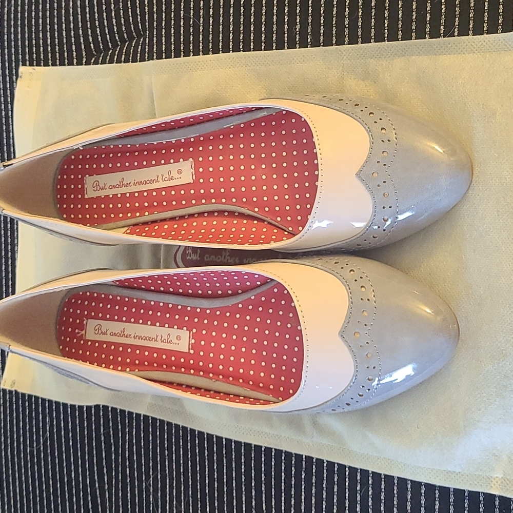 Patten Leather Style Shoe